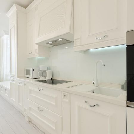 10353 Residential complex Central Park cozy apartment Kiev Exterior foto