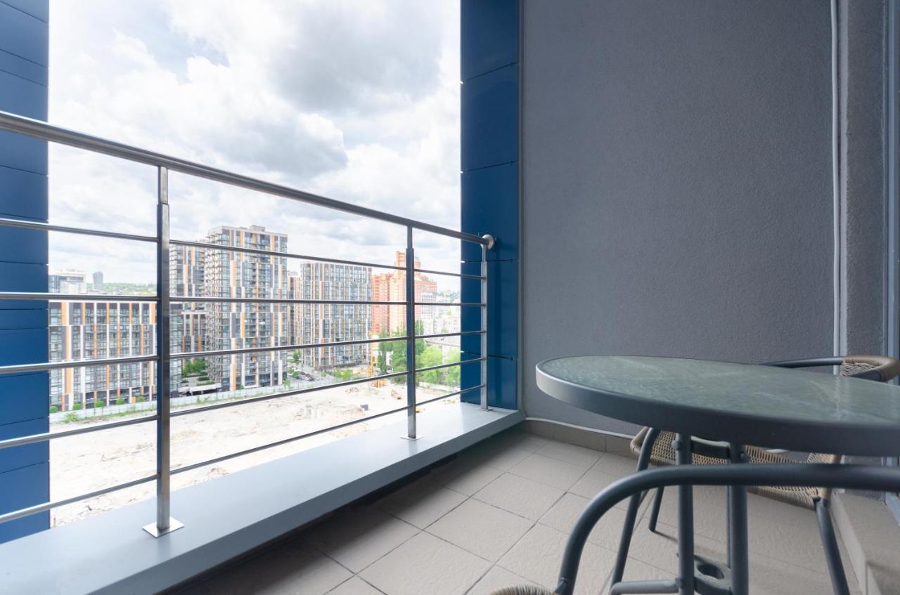 10353 Residential complex Central Park cozy apartment Kiev Exterior foto