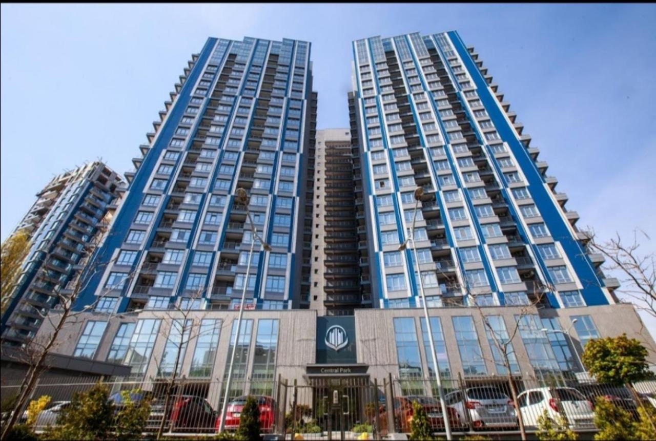 10353 Residential complex Central Park cozy apartment Kiev Exterior foto